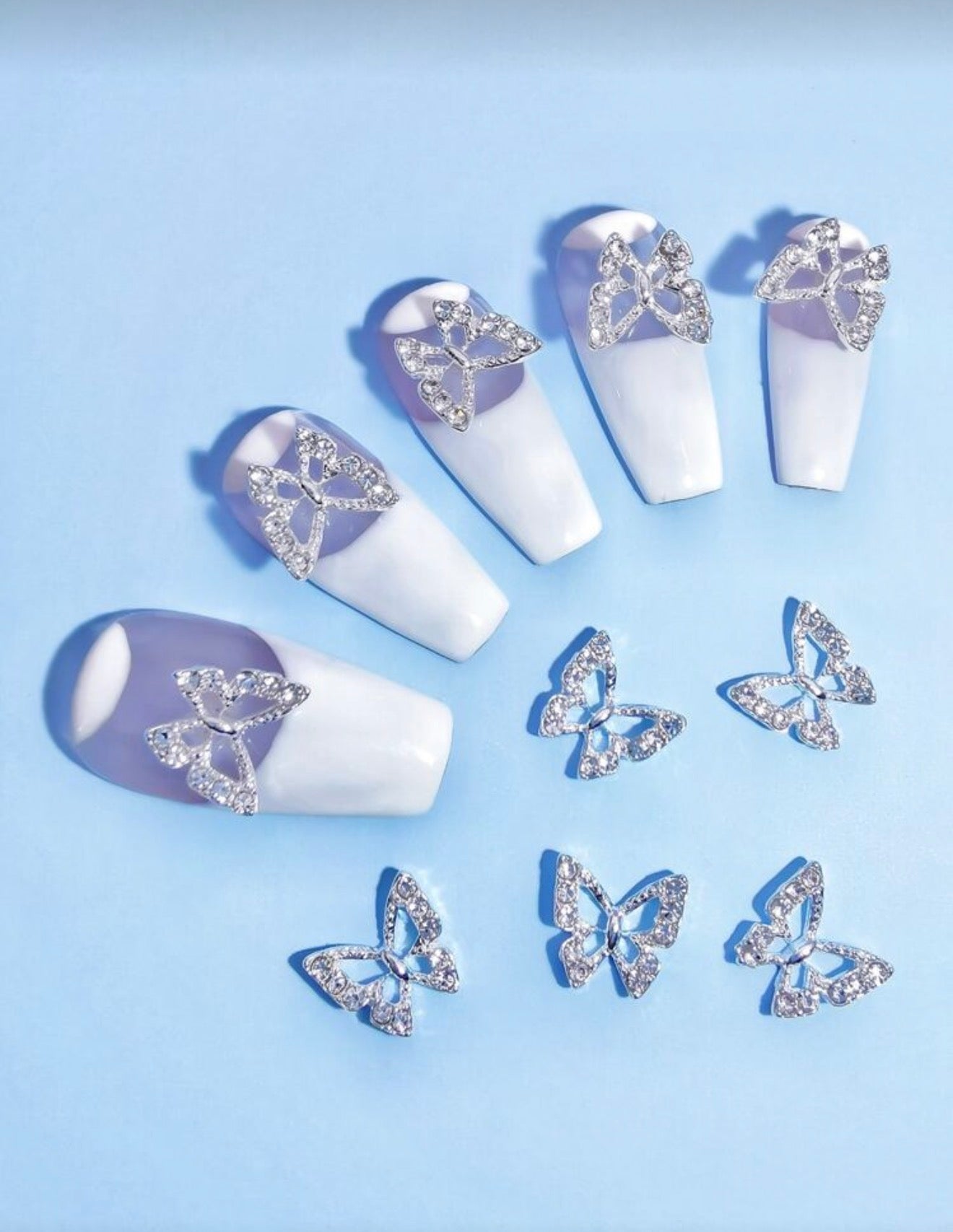 Dijes mariposa plata con diamante grande